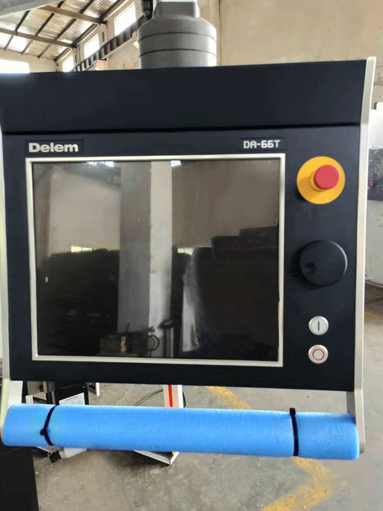 Sheet Metal Bending Machine 2 DA66T cnc sheet metal bending machine